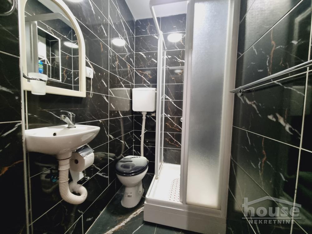 Slika 6 - Stan,NOVI SAD,BULEVAR,kv: 78.00, € 190000, ID: 1063769