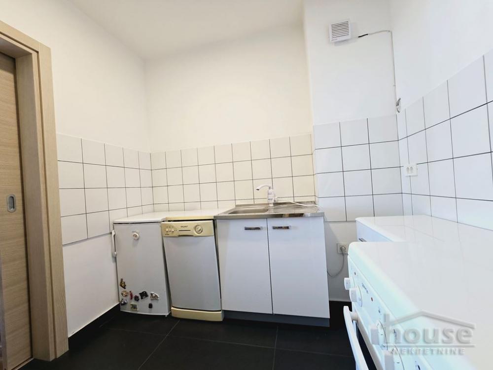 Slika 5 - Stan,NOVI SAD,NOVO NASELJE,kv: 66.00, € 160000, ID: 1061907