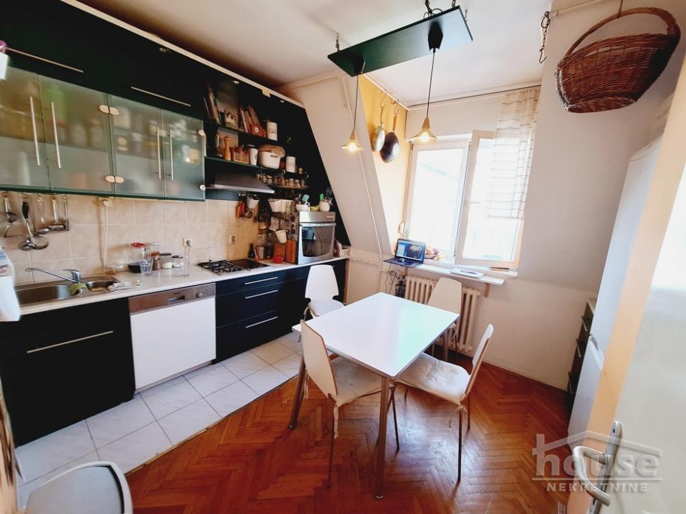 Glavna slika -Stan,NOVI SAD,CENTAR,kv: 52.00, € 124000, ID: 1060283