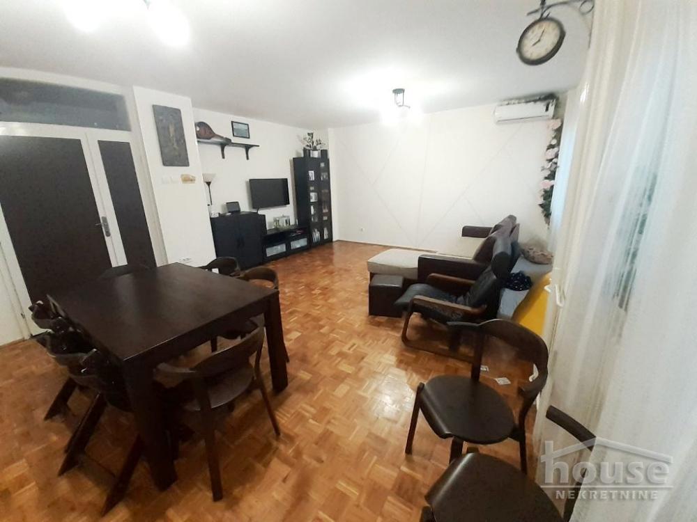 Slika 2 - Stan,NOVI SAD,SOCIJALNO,kv: 75.00, € 185400, ID: 1059527