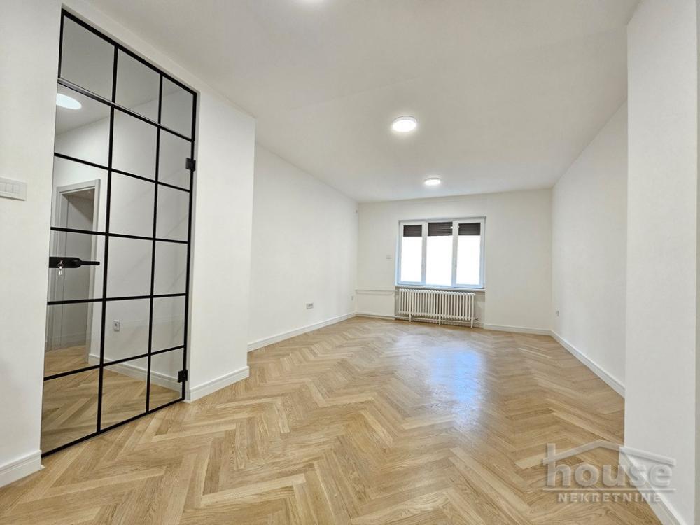 Glavna slika -Stan,NOVI SAD,CENTAR,kv: 75.00, € 262500, ID: 1063502