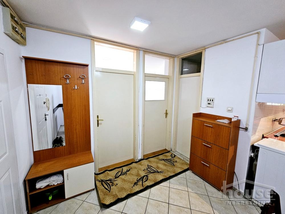 Slika 10 - Stan,NOVI SAD,GRBAVICA,kv: 53.00, € 152960, ID: 1063693