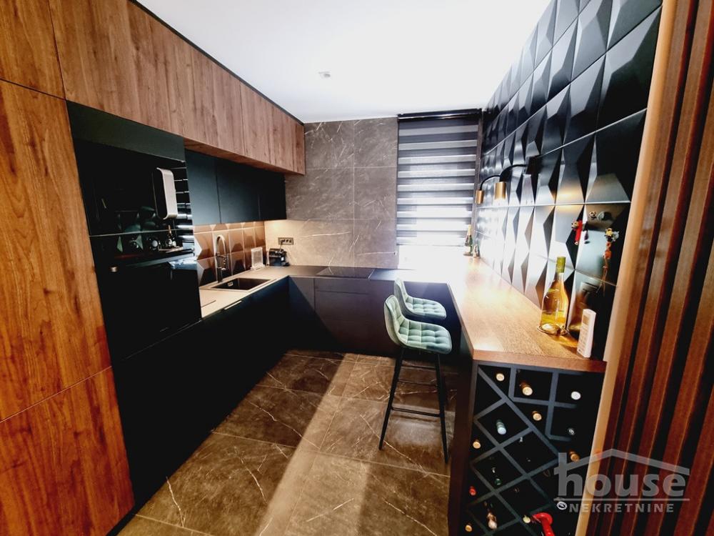 Slika 6 - Stan,NOVI SAD,GRBAVICA,kv: 122.00, € 430000, ID: 1063681