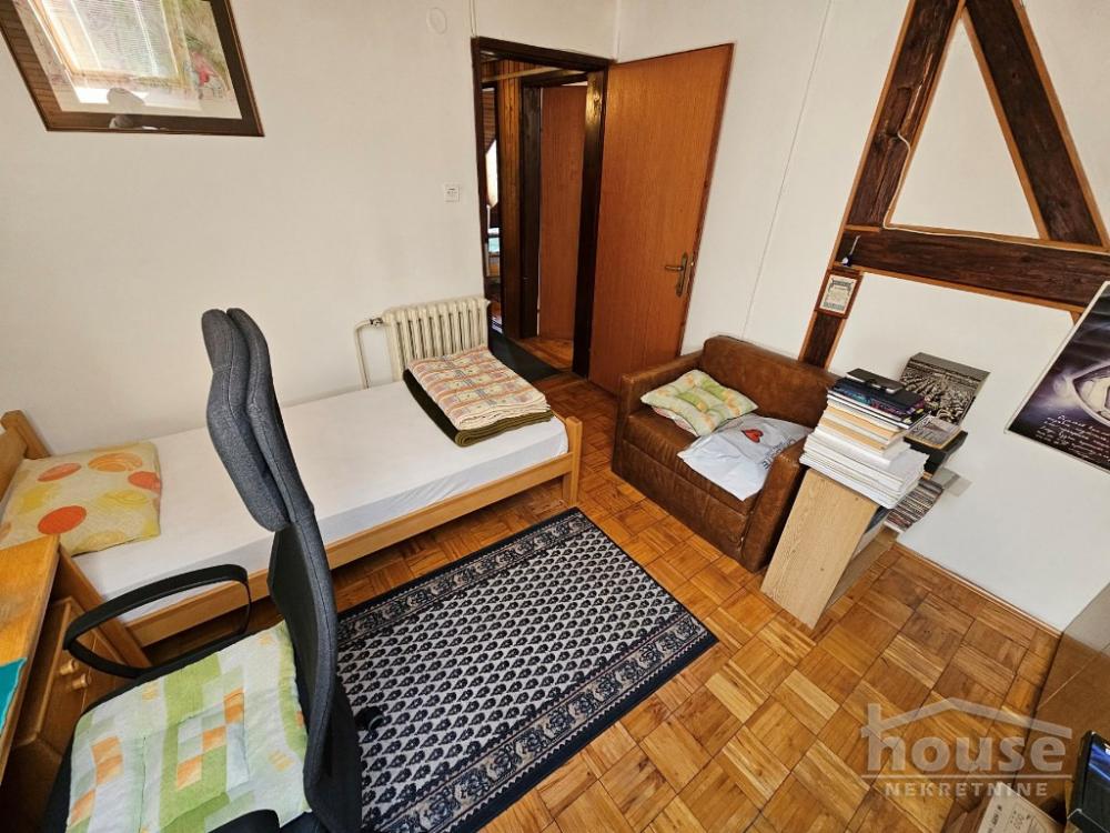 Slika 11 - Stan,NOVI SAD,CENTAR,kv: 88.00, € 199400, ID: 1063035