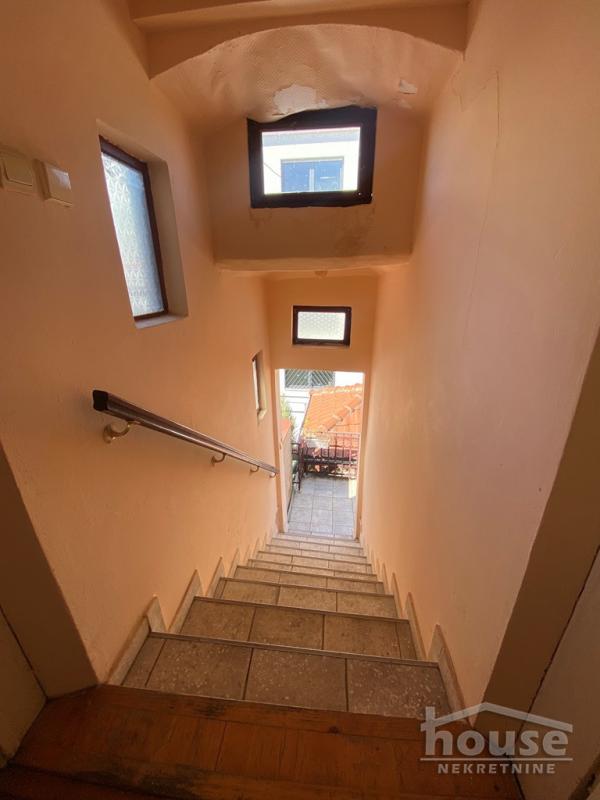 Slika 2 - Stan,NOVI SAD,CARA DUŠANA,kv: 110.00, € 236900, ID: 1060284