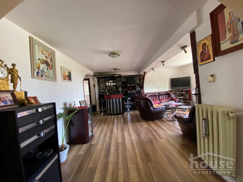 Slika 4 - Stan,NOVI SAD,CARA DUŠANA,kv: 110.00, € 236900, ID: 1060284