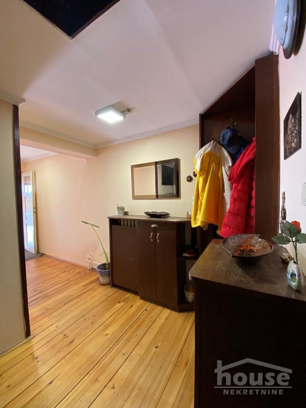 Slika 3 - Stan,NOVI SAD,CARA DUŠANA,kv: 110.00, € 236900, ID: 1060284