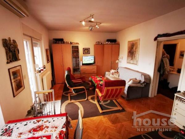 Glavna slika -Stan,NOVI SAD,BULEVAR,kv: 79.00, € 200000, ID: 1055709