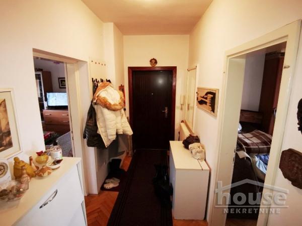Slika 8 - Stan,NOVI SAD,BULEVAR,kv: 79.00, € 200000, ID: 1055709