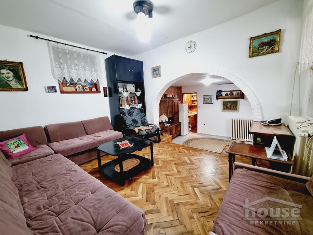 Slika 2 - Stan,NOVI SAD,CENTAR,kv: 122.00, € 188500, ID: 1063413