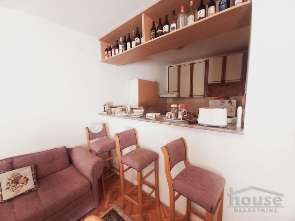 Slika 2 - Stan,NOVI SAD,GRBAVICA,kv: 46.00, € 135000, ID: 1062025