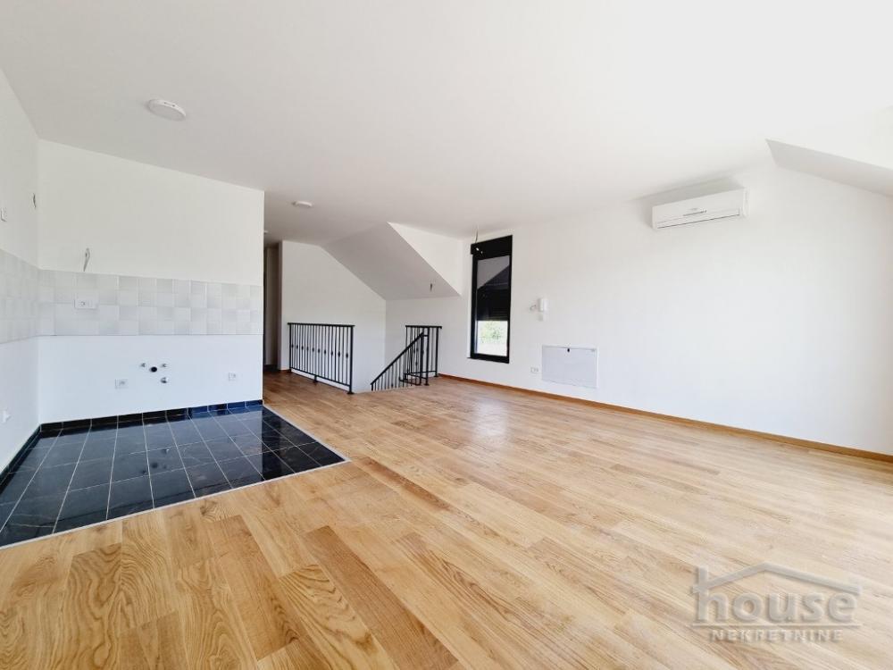 Glavna slika -Stan,PETROVARADIN,MIŠELUK,kv: 92.00, € 181900, ID: 1061573