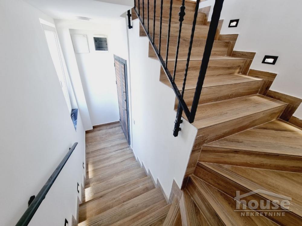 Slika 11 - Stan,PETROVARADIN,MIŠELUK,kv: 92.00, € 181900, ID: 1061573