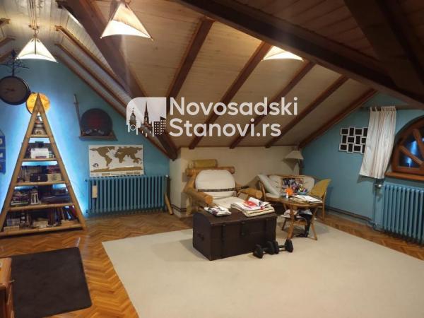 Slika 3 - Trosoban 84m /110m/ Hilandarska , kod Socijalnog Top Potkrovlje useljivo