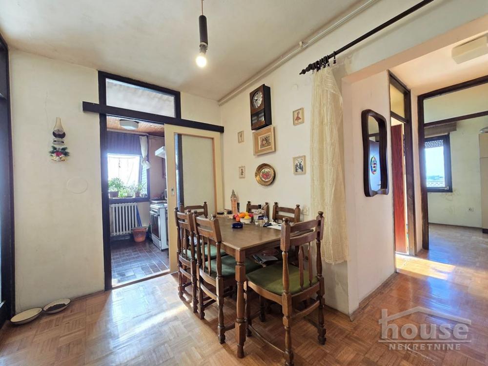 Slika 5 - Stan,NOVI SAD,BULEVAR,kv: 74.00, € 160000, ID: 1062621