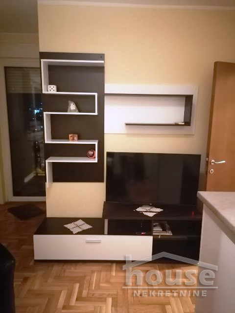 Slika 1 - Stan,NOVI SAD,BULEVAR EVROPE,kv: 31.00, € 97850, ID: 1054190