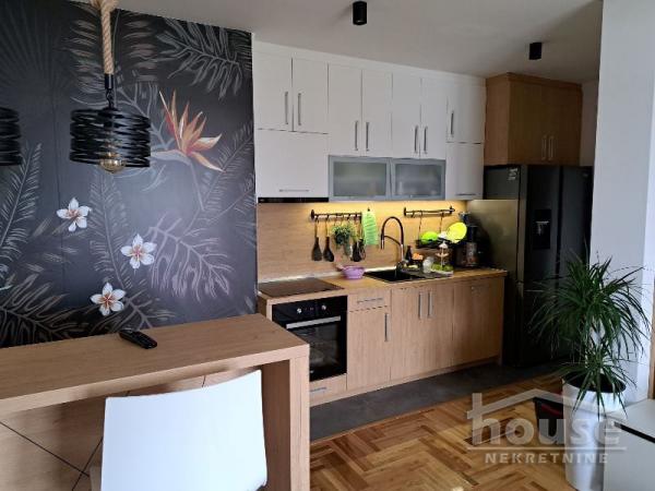 Slika 5 - Stan,NOVI SAD,KLISA,kv: 70.00, € 159650, ID: 1058382