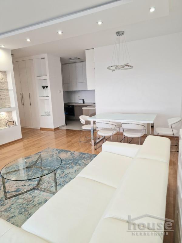 Slika 4 - Stan,NOVI SAD,CENTAR,kv: 105.00, € 509850, ID: 1063091