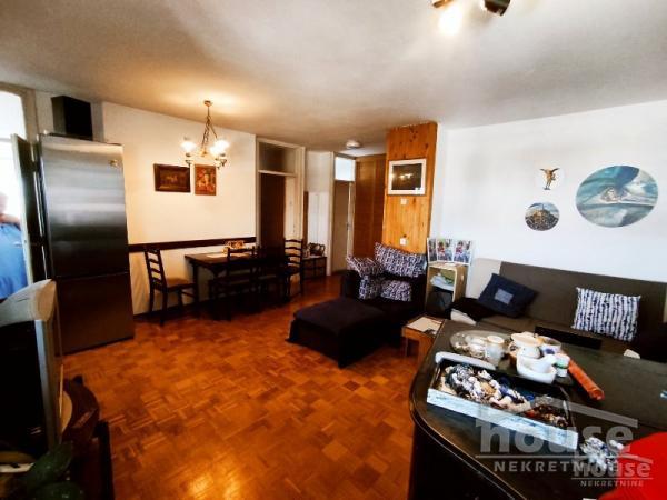 Glavna slika -Stan,NOVI SAD,BULEVAR,kv: 94.00, € 213000, ID: 1056172