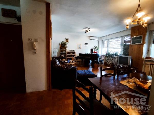 Slika 2 - Stan,NOVI SAD,BULEVAR,kv: 94.00, € 213000, ID: 1056172