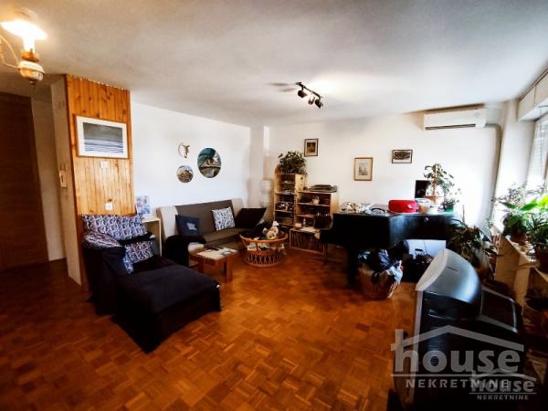 Slika 3 - Stan,NOVI SAD,BULEVAR,kv: 94.00, € 213000, ID: 1056172