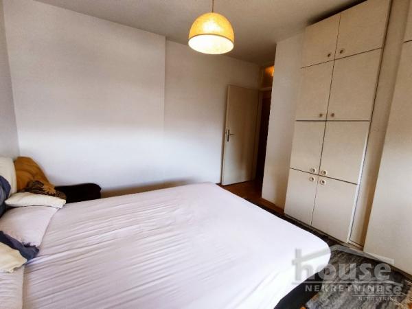 Slika 9 - Stan,NOVI SAD,BULEVAR,kv: 94.00, € 213000, ID: 1056172