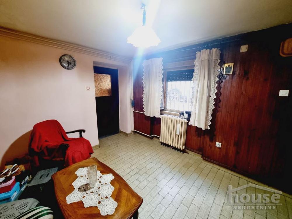 Slika 2 - Stan,NOVI SAD,CENTAR,kv: 42.00, € 77250, ID: 1061532