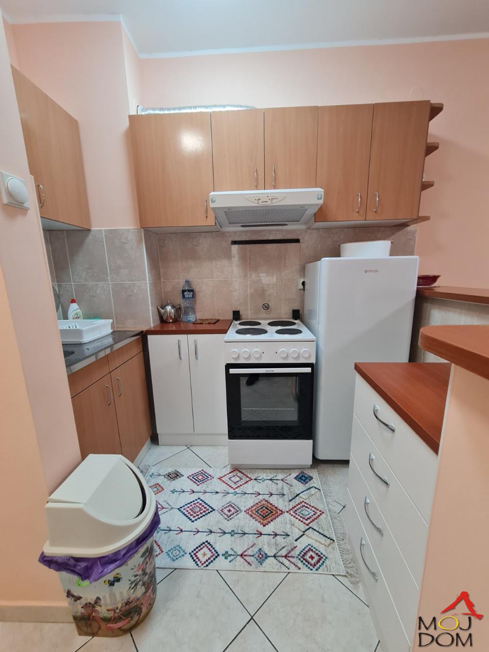Slika 3 - Stan,NOVI SAD,GRBAVICA,kv: 39, € 119600, ID: 1030835