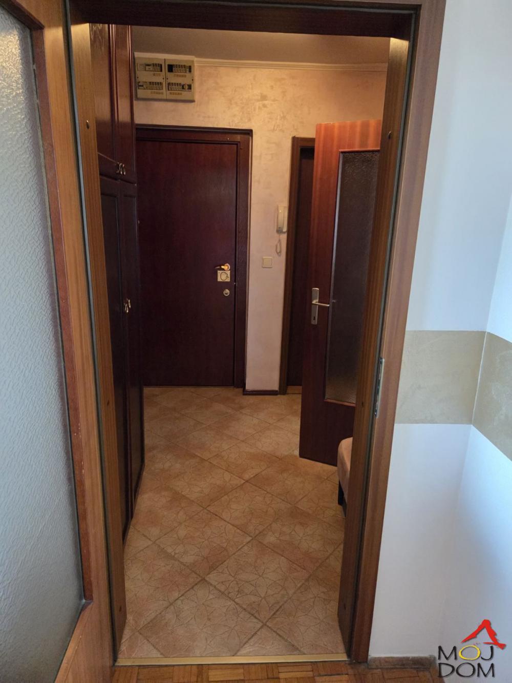 Slika 7 - Stan,NOVI SAD,SOMBORSKI BULEVAR,kv: 83, € 181200, ID: 1030572