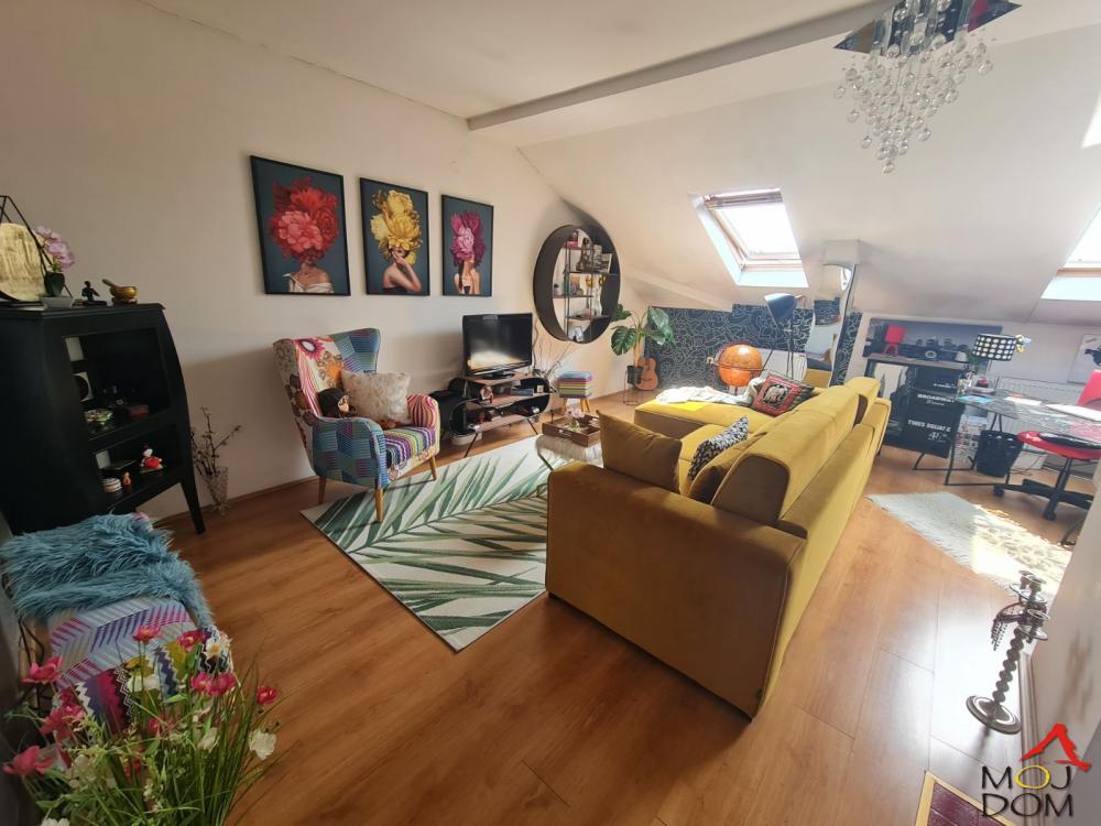 Slika 11 - Stan,NOVI SAD,CENTAR,kv: 78, € 195000, ID: 1030562