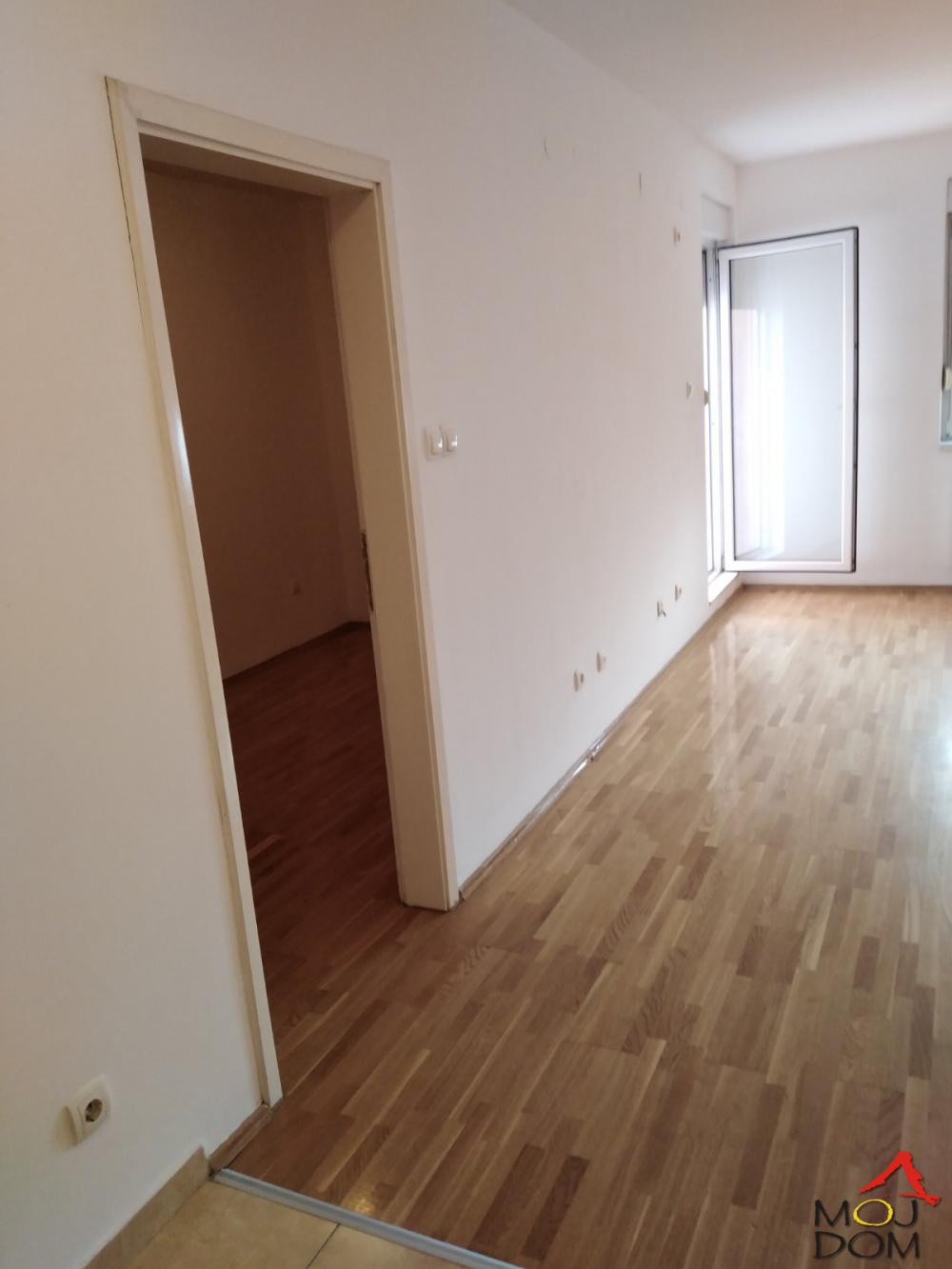 Slika 2 - Stan,NOVI SAD,NOVA DETELINARA,kv: 45, € 139000, ID: 1028964
