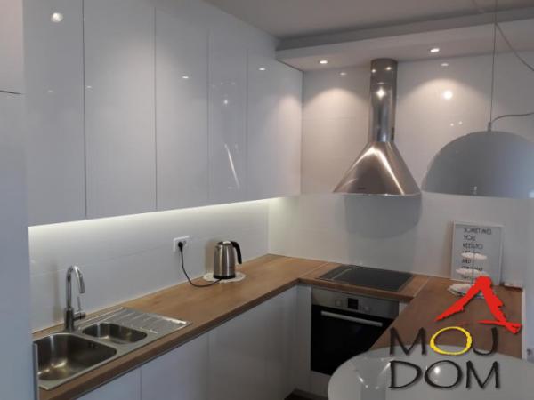 Slika 5 - Stan,NOVI SAD,SAJAM,kv: 60, € 191600, ID: 1029018