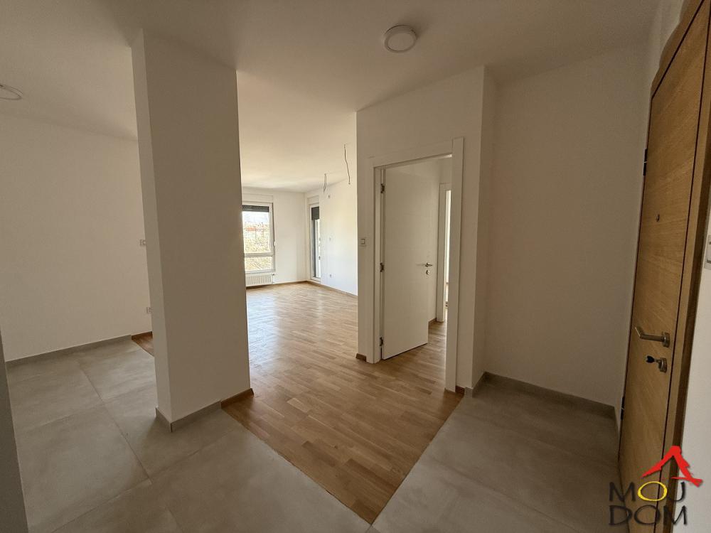 Slika 1 - Stan,NOVI SAD,TELEP,kv: 77, € 199000, ID: 1029965