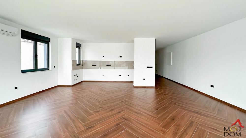 Slika 1 - Stan,NOVI SAD,NOVO NASELJE,kv: 164, € 486000, ID: 1029740