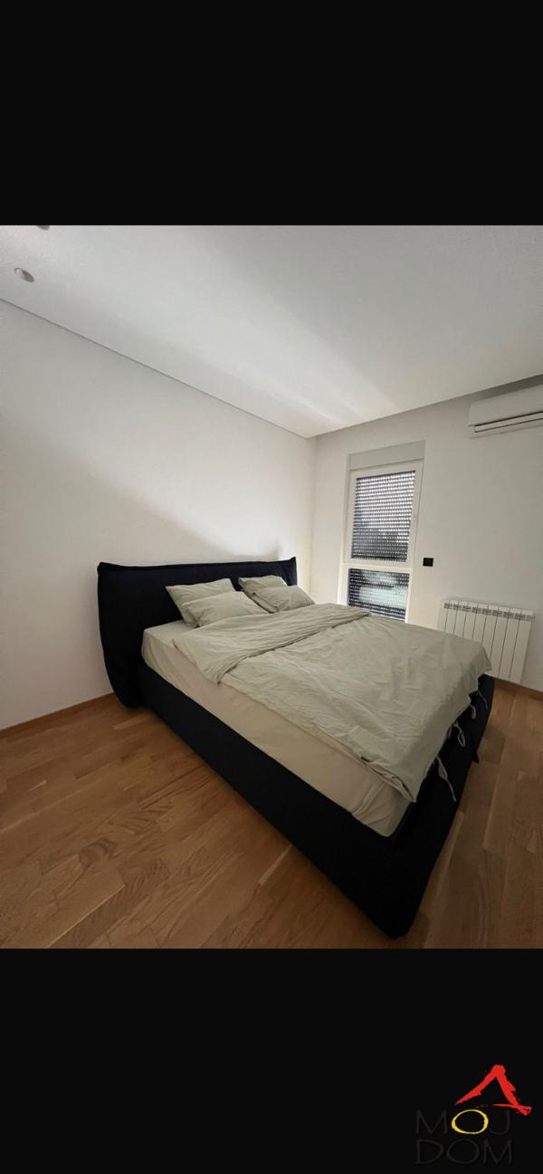 Slika 9 - Stan,NOVI SAD,SAJAM,kv: 60, € 190550, ID: 1030253