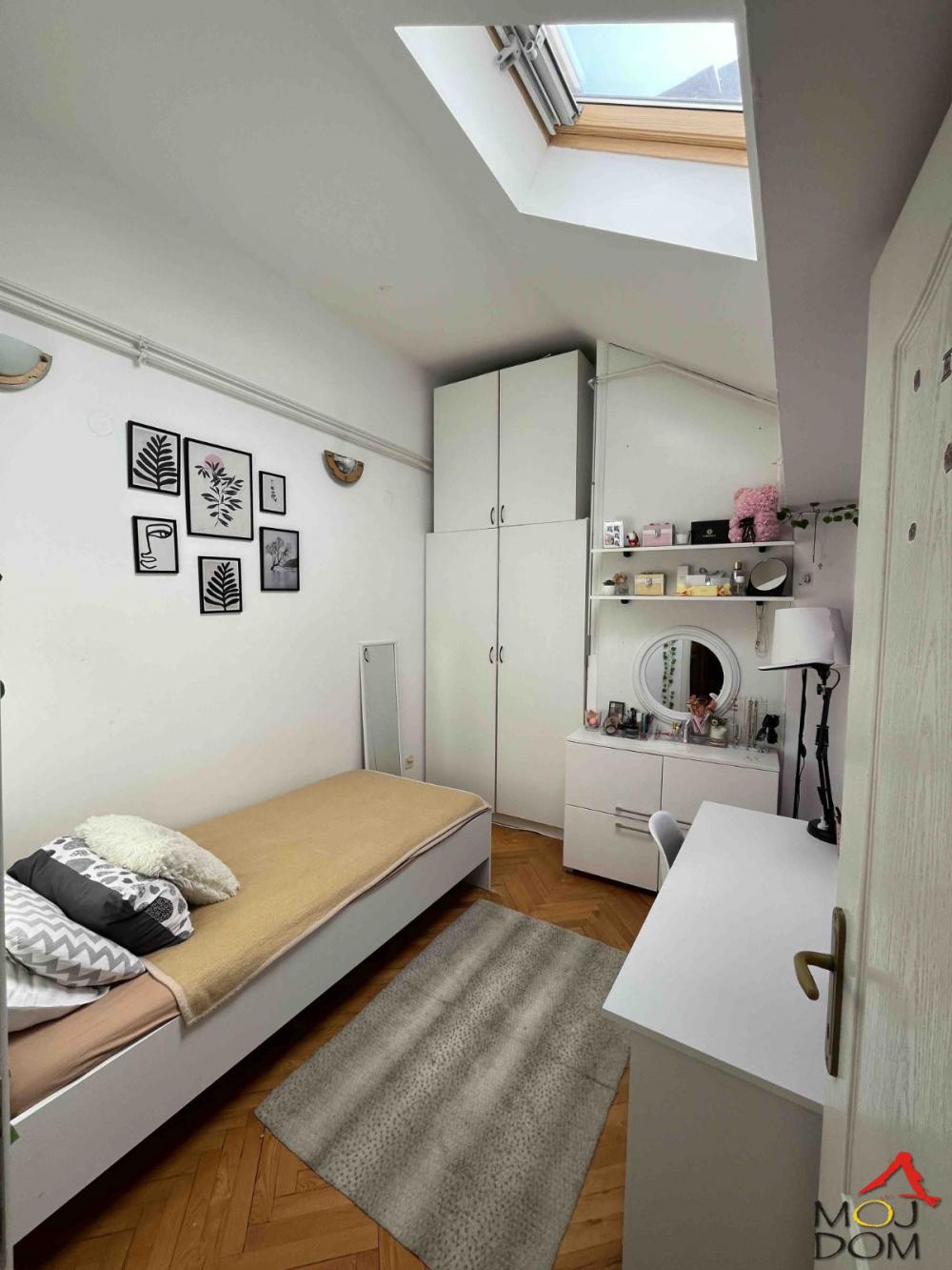 Slika 9 - Stan,NOVI SAD,CENTAR,kv: 91, € 278100, ID: 1030348