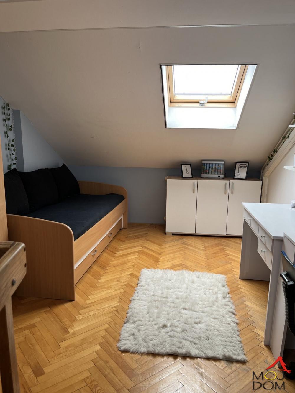 Slika 10 - Stan,NOVI SAD,CENTAR,kv: 91, € 278100, ID: 1030348