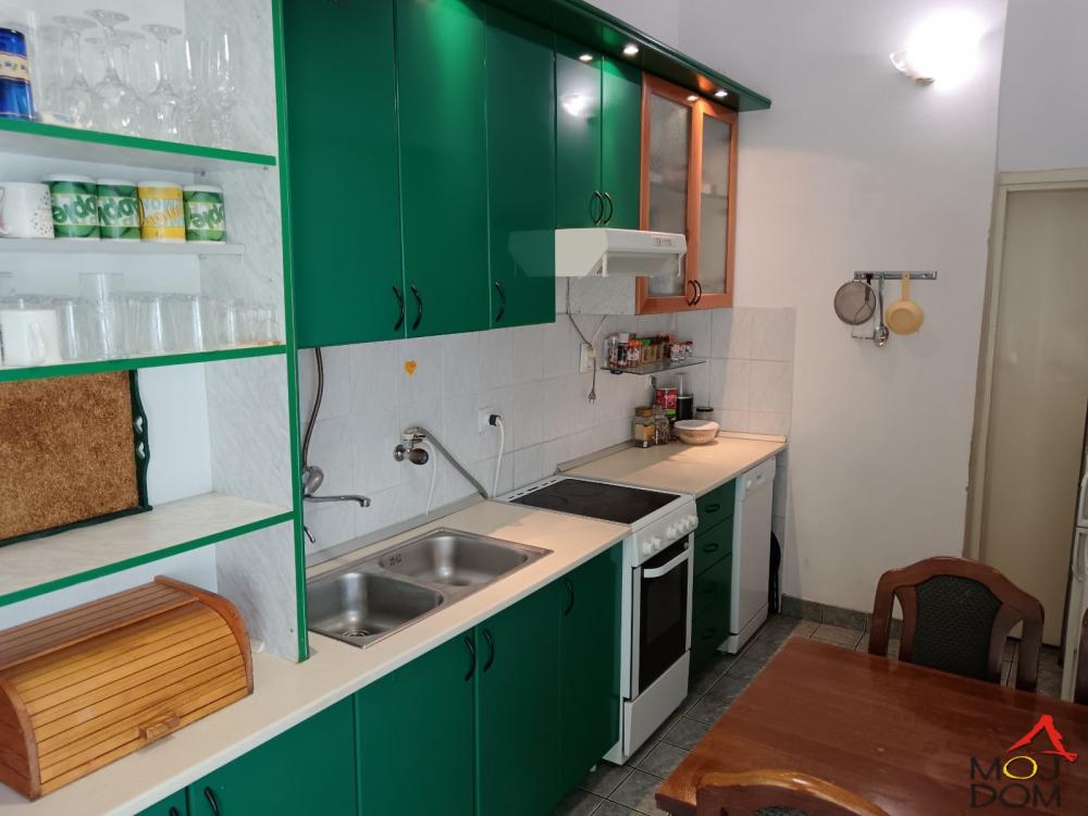 Slika 4 - Stan,NOVI SAD,CENTAR,kv: 91, € 278100, ID: 1030348
