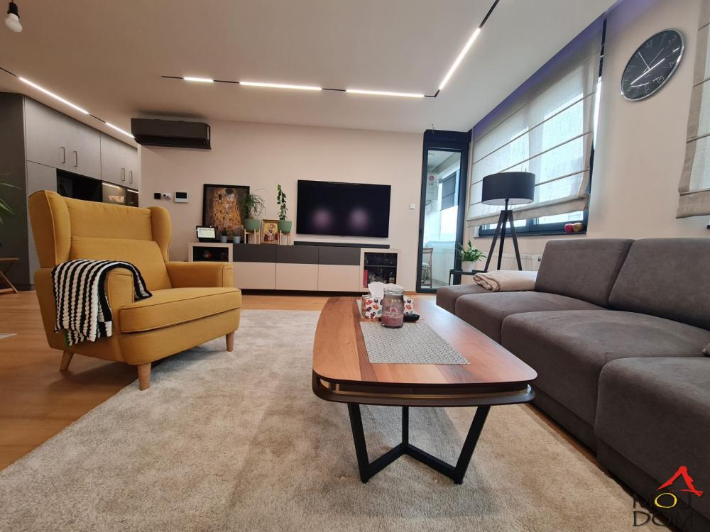 Slika 2 - Stan,NOVI SAD,CARA DUŠANA,kv: 69, € 236900, ID: 1030385