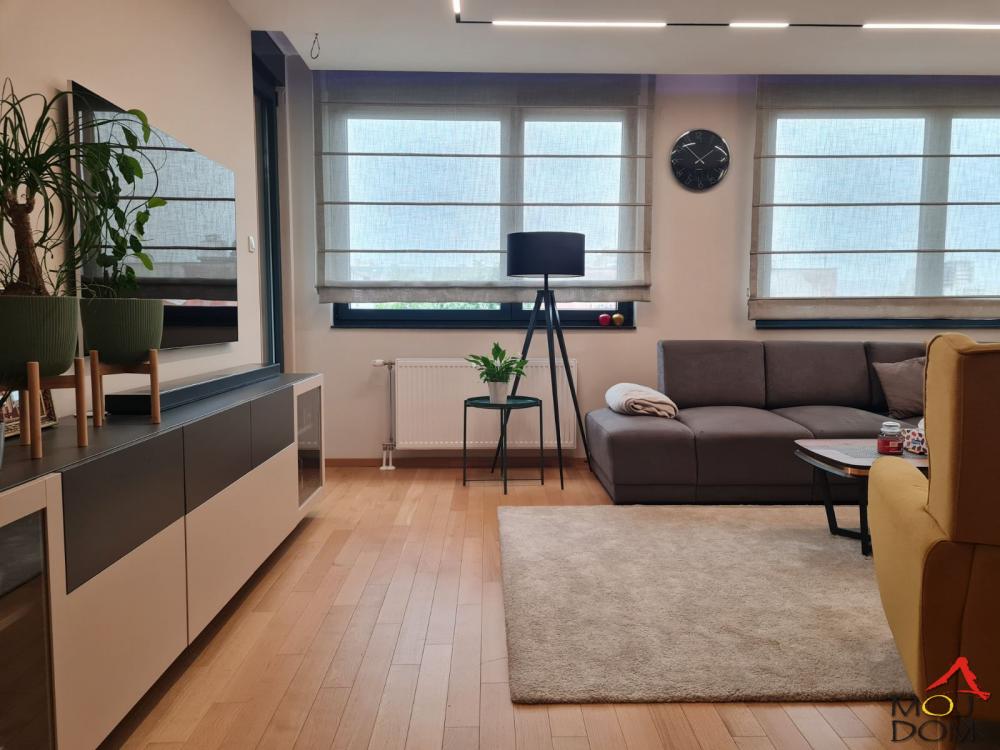 Slika 7 - Stan,NOVI SAD,CARA DUŠANA,kv: 69, € 236900, ID: 1030385