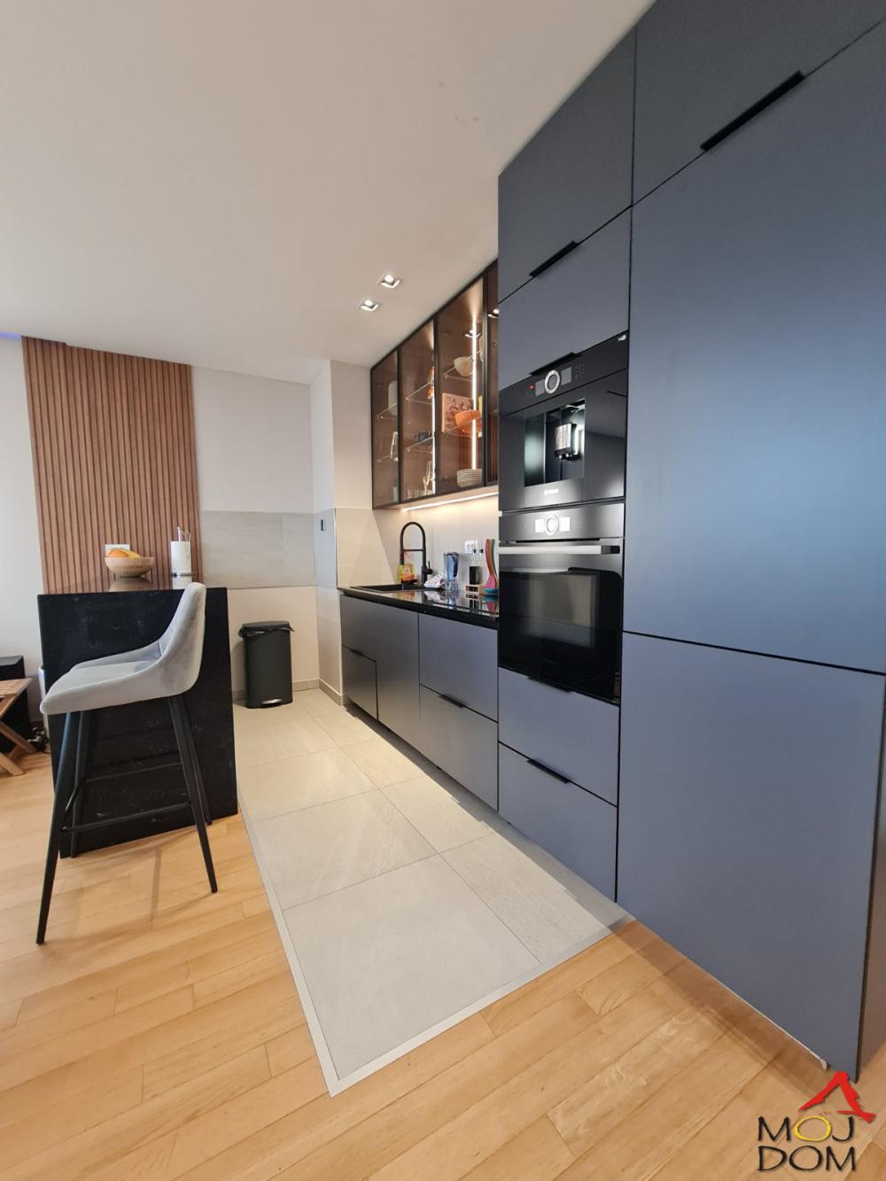 Slika 5 - Stan,NOVI SAD,CARA DUŠANA,kv: 69, € 236900, ID: 1030385