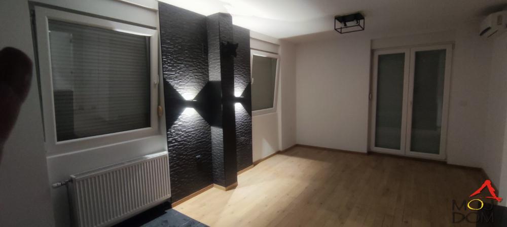 Slika 5 - Stan,NOVI SAD,NOVA DETELINARA,kv: 48, € 139000, ID: 1030477