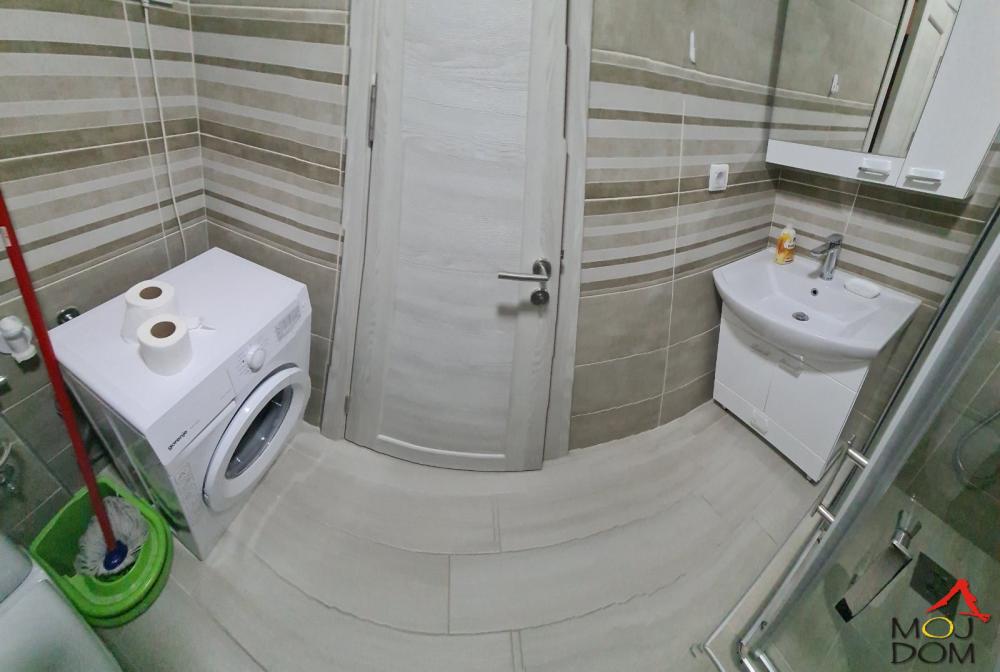 Slika 9 - Stan,NOVI SAD,CENTAR,kv: 55, € 172800, ID: 1030304