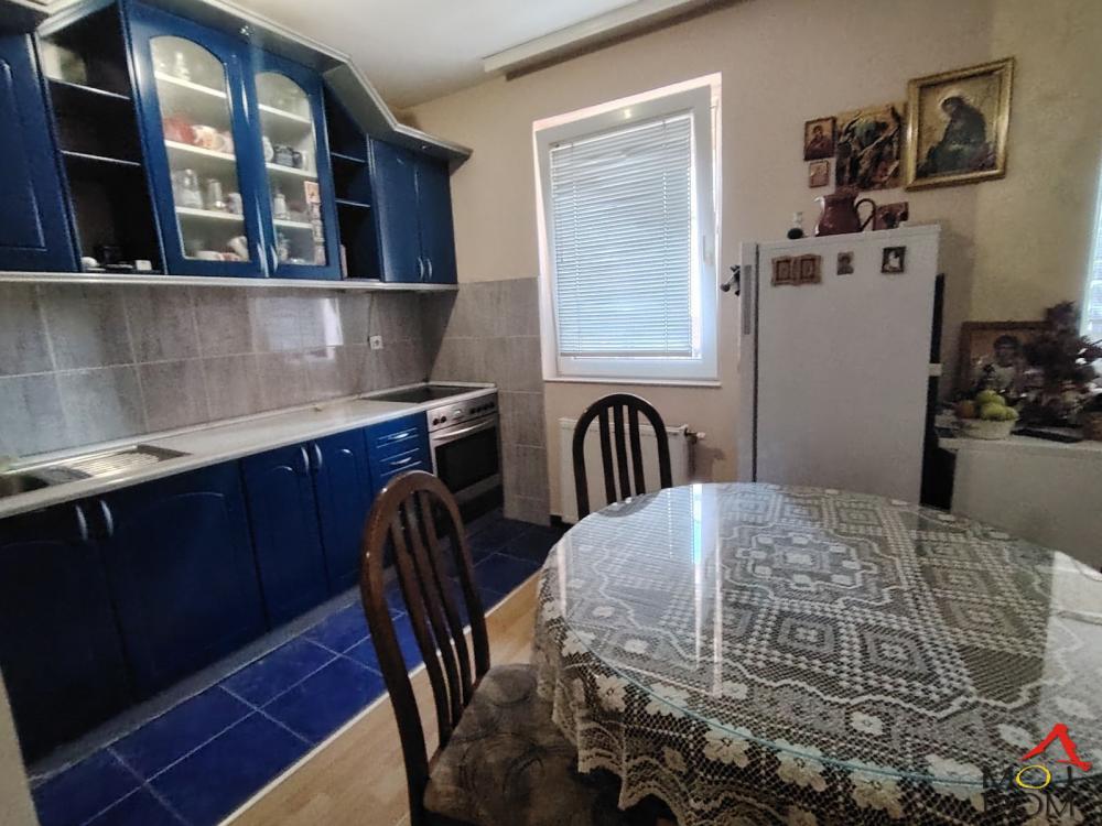 Slika 1 - Stan,NOVI SAD,GRBAVICA,kv: 81, € 185400, ID: 1029834