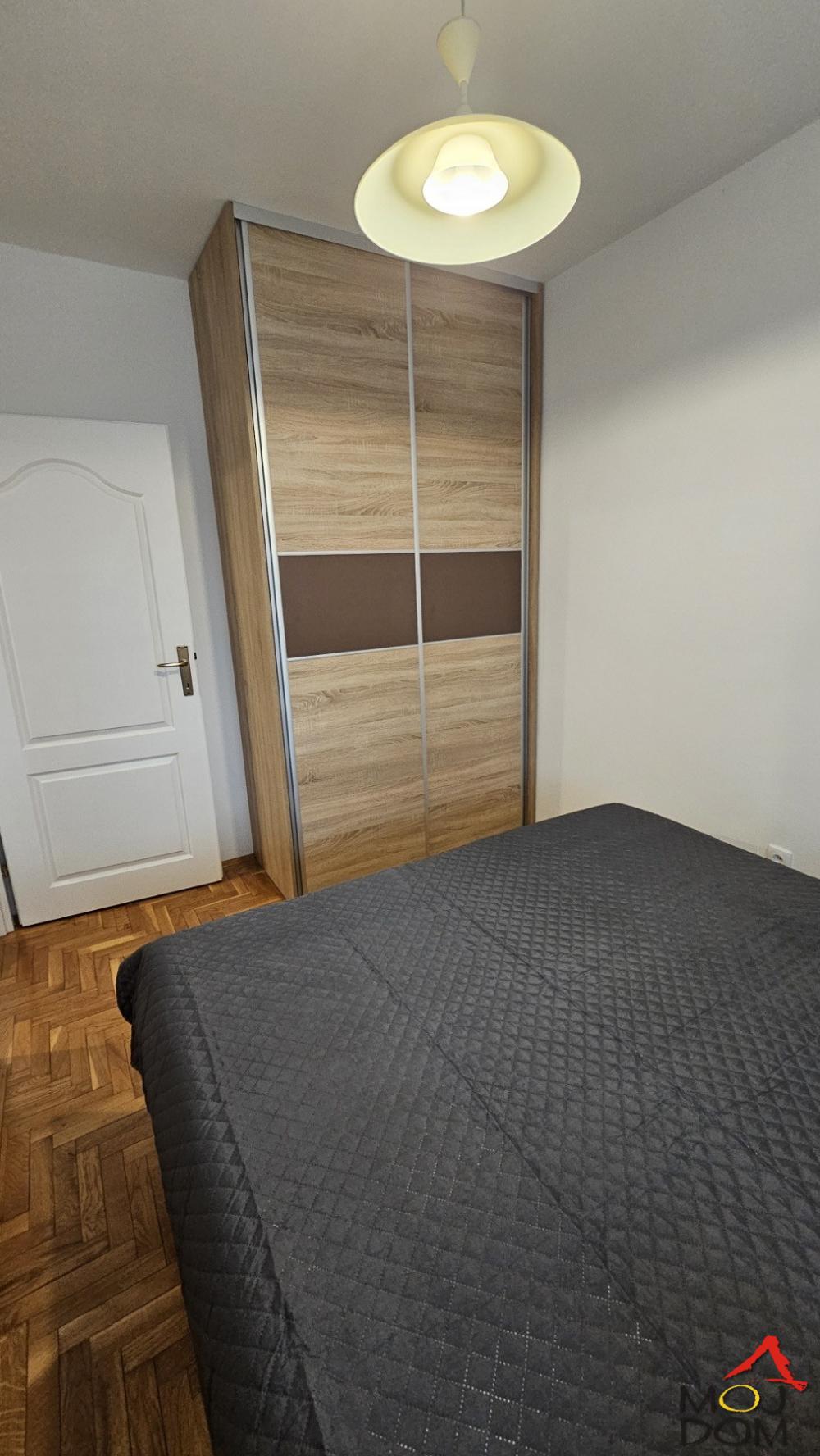 Slika 2 - Stan,NOVI SAD,SOCIJALNO,kv: 39, € 133900, ID: 1030469