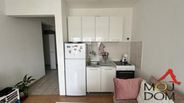 Slika 1 - Stan,NOVI SAD,DETELINARA,kv: 24, € 72100, ID: 1030144