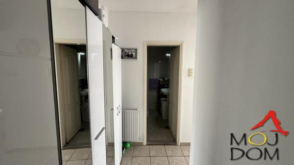 Slika 10 - Stan,NOVI SAD,DETELINARA,kv: 24, € 72100, ID: 1030144