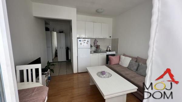 Slika 2 - Stan,NOVI SAD,DETELINARA,kv: 24, € 72100, ID: 1030144