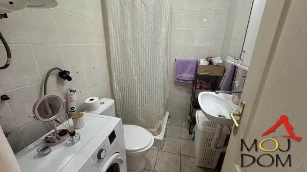 Slika 9 - Stan,NOVI SAD,DETELINARA,kv: 24, € 72100, ID: 1030144