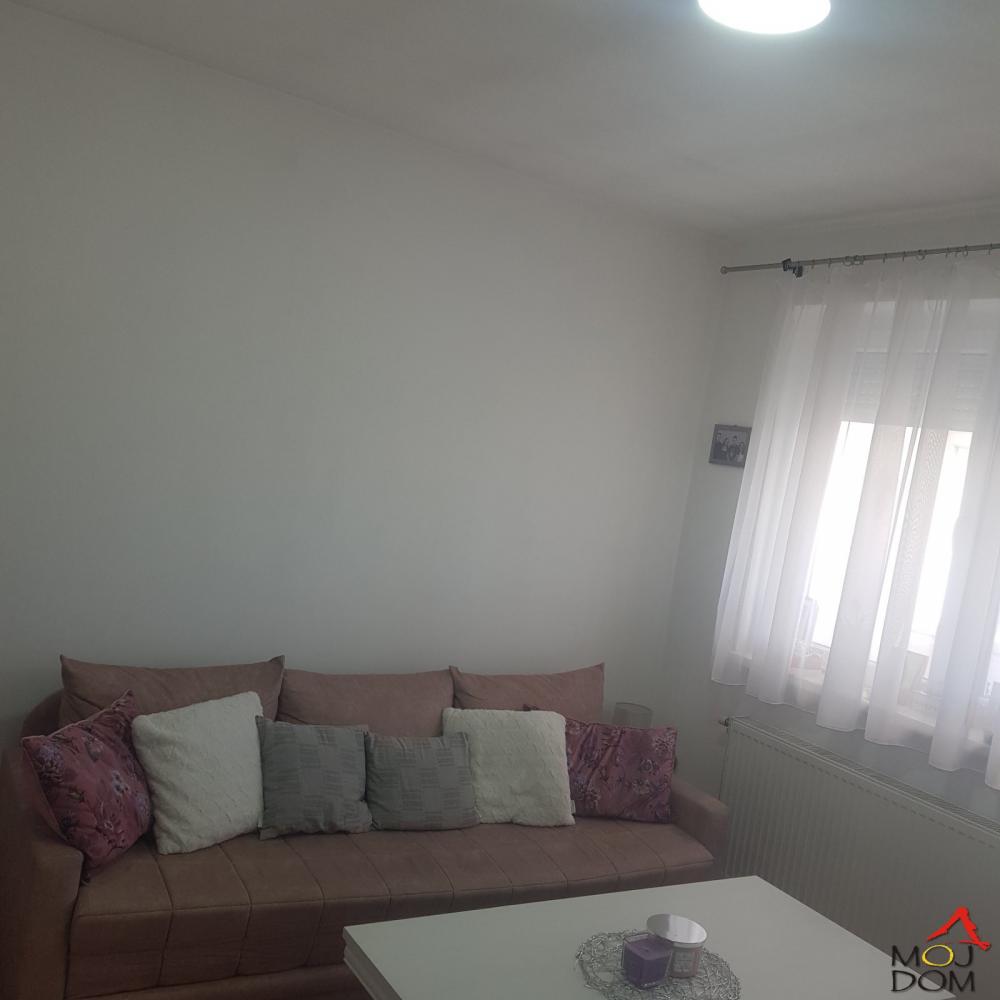 Slika 11 - Stan,NOVI SAD,DETELINARA,kv: 24, € 72100, ID: 1030144